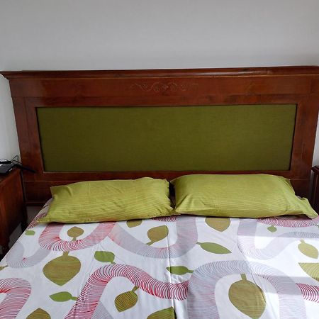 Holiday House Camillina Salo Bagian luar foto